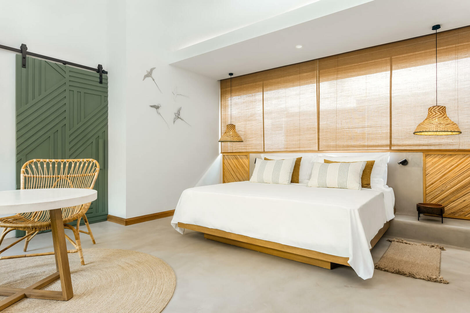 Sunrise Attitude Hotel