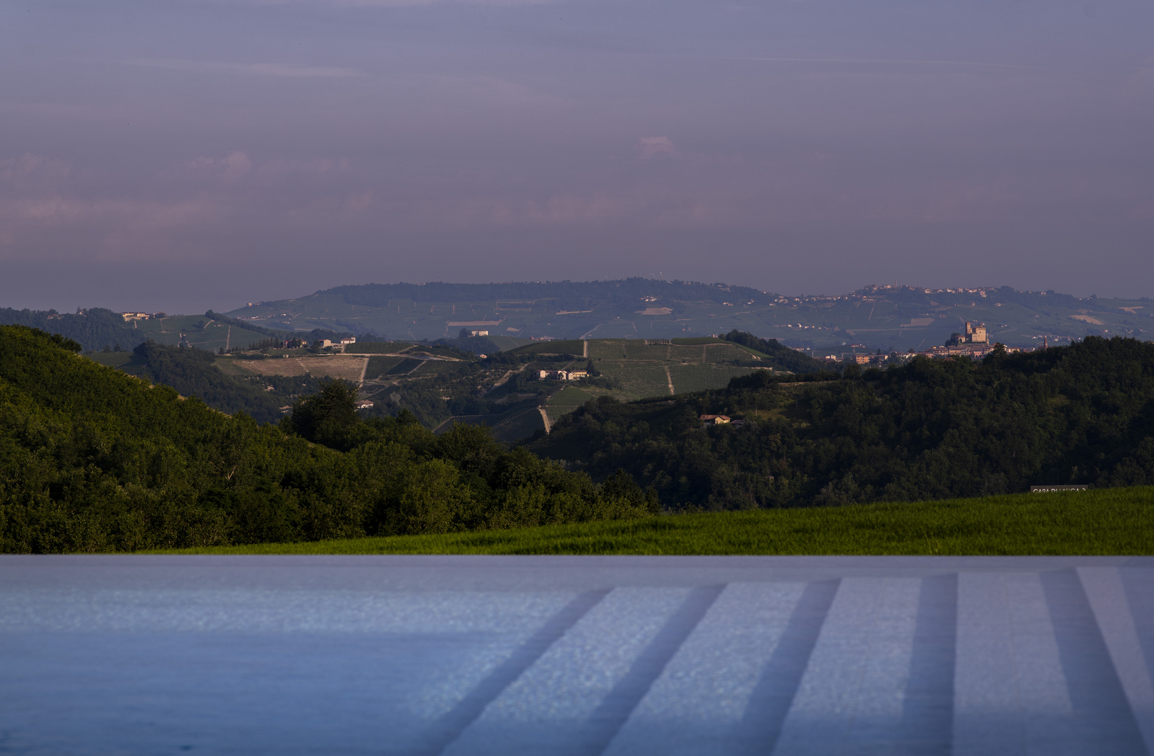 Infinity pool