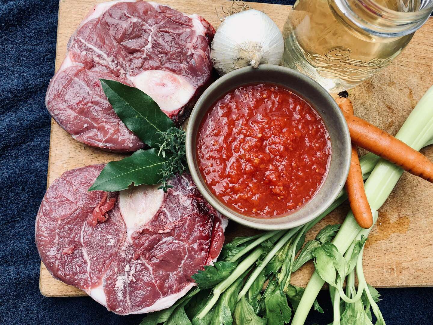 Einfaches Rezept für Ossobuco zum Schlemmen. Entdecken Sie hier unsere kinderleichte Anleitung!