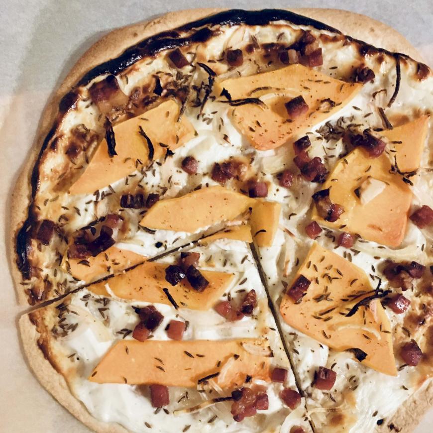 Flammkuchen mit Kuerbis