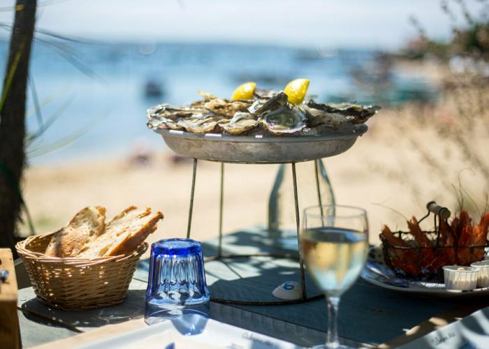Austern essen, Rundreise in Frankreich Atlantikküste Bordeaux, Arcachon und Périgord