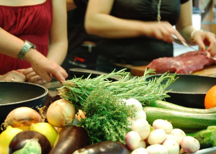 TAPAS KOCHKURS MIT GENUSSREISEN