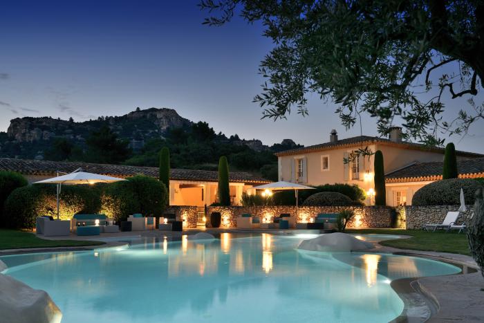 Provenceurlaub Arles Unterkunft mit Pool Geniesser Provenceurlaub Arles