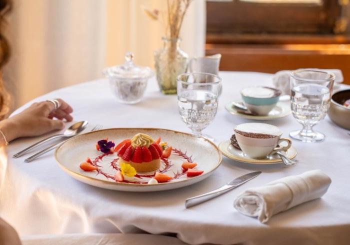 Kurzurlaub Paris Pärchen Schlosshotel Chantilly