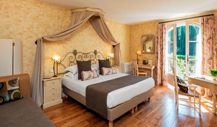 Provenceurlaub Arles Unterkunft mit Pool Geniesser Provenceurlaub Arles