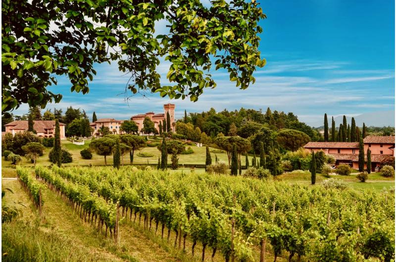 Hochzeitsreise Friaul - Castello di Spessa: Übernachten Winzer Collio. Weinreise Italien buchen!